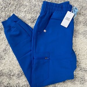 NWT - Small HW Figs Zamora Jogger